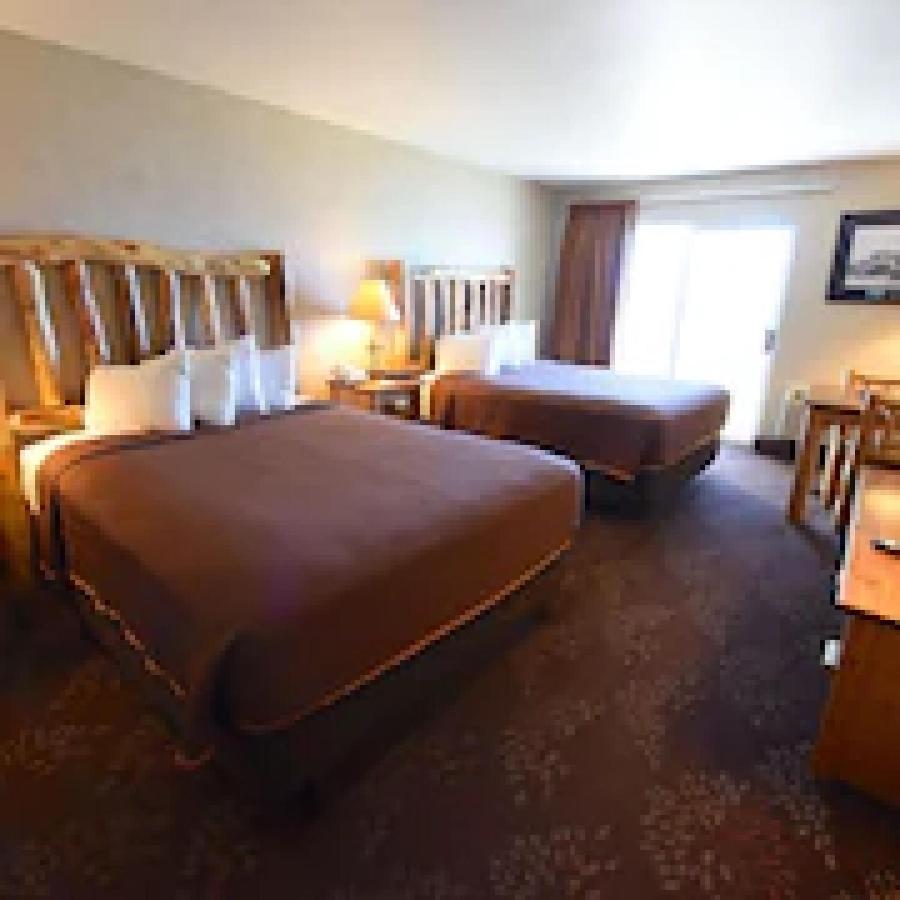 Bridge Vista Beach Hotel And Convention Center Mackinaw City Bagian luar foto